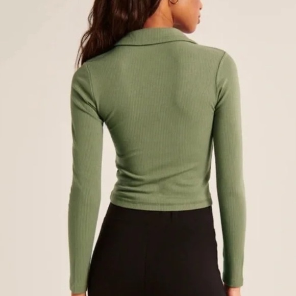 Abercrombie | Long Sleeve Ruched Polo Top - Picture 5 of 6